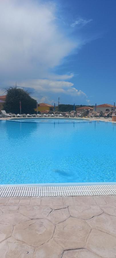 Surf House Mirice Apartment Vignola Mare Luaran gambar
