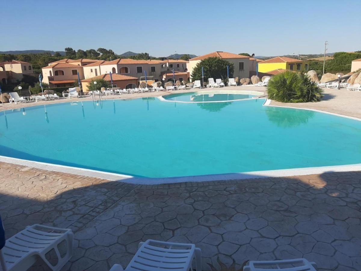 Surf House Mirice Apartment Vignola Mare Luaran gambar